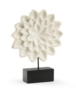 DECOR Wildwood Floral Sculpture