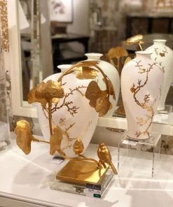 Chelsea House Nanshan Vase DECOR