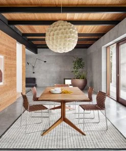 Loloi Beverly Hand Loomed Ivory / Black Rug