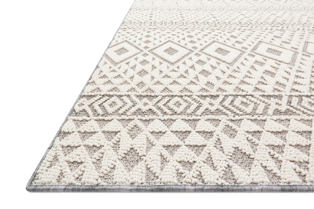Indoor/Outdoor Rugs Loloi Cole Power Loomed Silver / Ivory Rug 4 Indoor/Outdoor Rugs Loloi Cole Power Loomed Silver / Ivory Rug