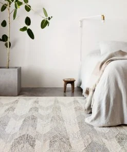 RUGS Loloi Evelina Hand Woven Pewter / Silver Rug