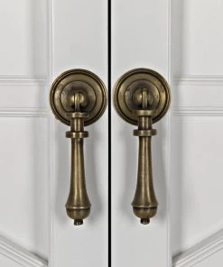 Noir Maharadshcha Hutch, Solid White 18 Noir Maharadshcha Hutch, Solid White