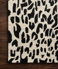 Loloi Masai Hooked Black / Ivory Rug RUGS