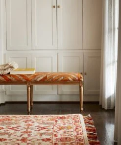 RUGS Loloi Zharah Hooked Berry Rug