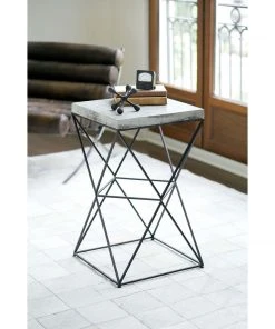 Regina Andrew Modern Jack Small (Iron) DECOR