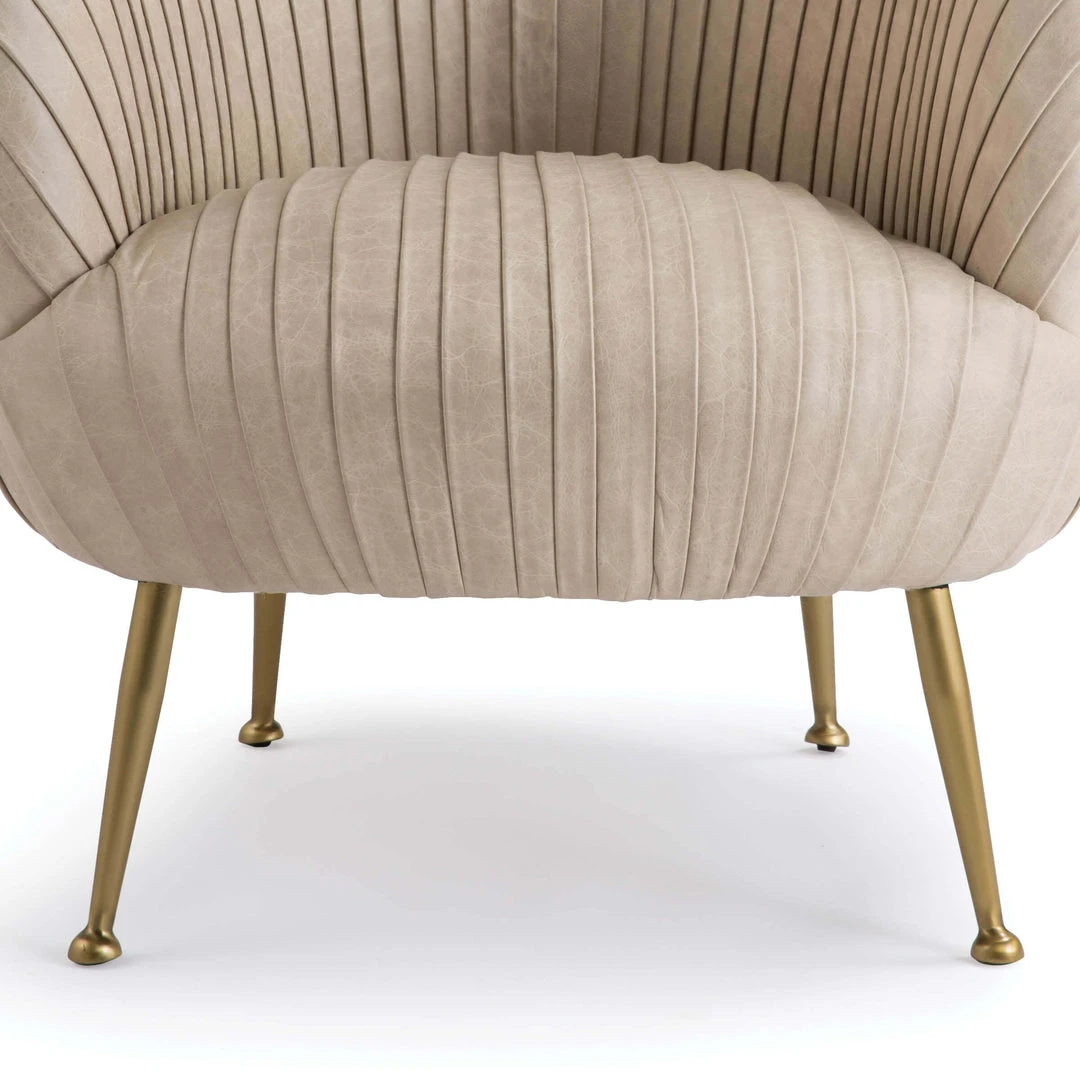 Regina Andrew Beretta Leather Chair (Cappuccino) LIVING ROOM 5 Regina Andrew Beretta Leather Chair (Cappuccino) LIVING ROOM